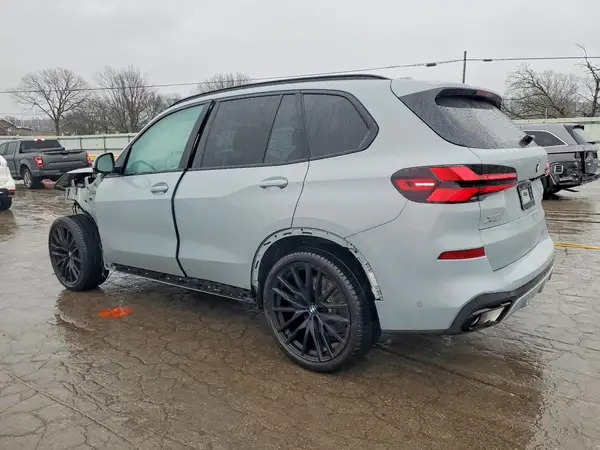 5UX23EU02S9Z76768 2025 BMW X5 - Image 2