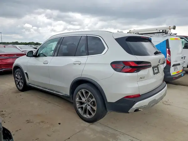 5UX23EU02T9163254 2026 BMW X5 - Image 2