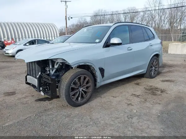 5UX23EU02T9188543 2026 BMW X5 - Image 2