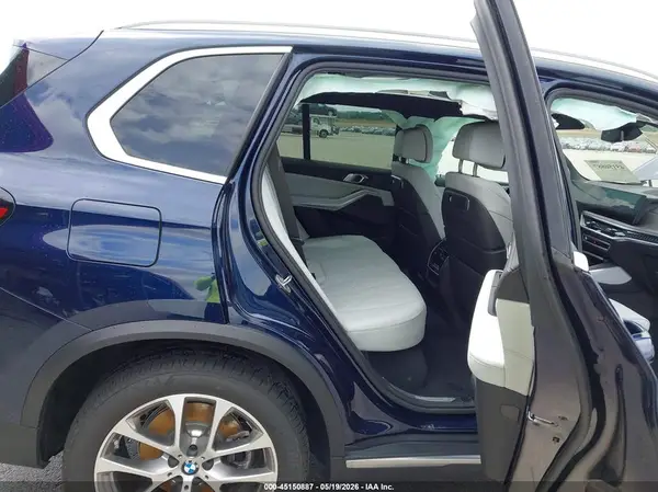 5UX23EU02T9218608 2026 BMW X5 - Image 8