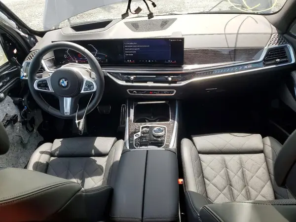 5UX23EU02T9291509 2026 BMW X5 - Image 8