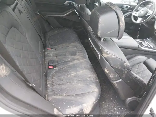 5UX23EU02T9293812 2026 BMW X5 - Image 8