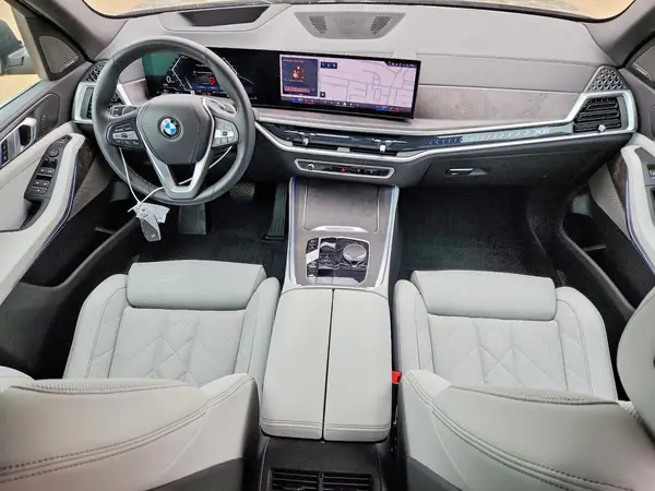 5UX23EU03R9R43269 2024 BMW X5 - Image 8