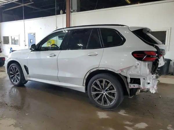 5UX23EU03R9S85999 2024 BMW X5 - Image 2