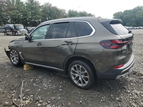 5UX23EU03R9T73807 2024 BMW X5 - Image 2