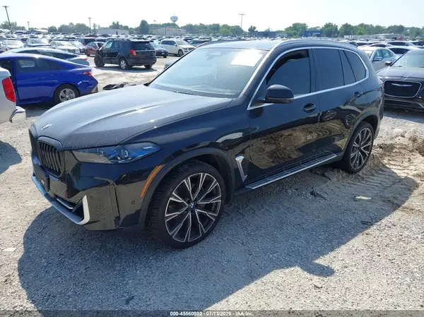 5UX23EU03R9U32192 2024 BMW X5 - Image 2