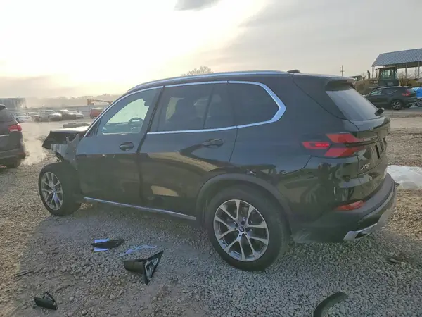 5UX23EU03R9V31952 2024 BMW X5 - Image 2