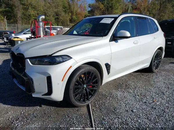 5UX23EU03R9V39887 2024 BMW X5 - Image 2