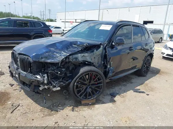 5UX23EU03R9V42787 2024 BMW X5 - Image 2