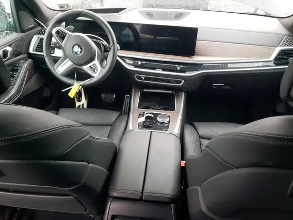 5UX23EU03R9V56897 2024 BMW X5 - Image 8