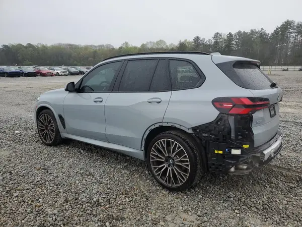 5UX23EU03R9V82643 2024 BMW X5 - Image 2