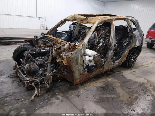 5UX23EU03R9V87437 2024 BMW X5 - Image 2