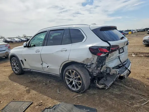 5UX23EU03S9W26825 2025 BMW X5 - Image 2