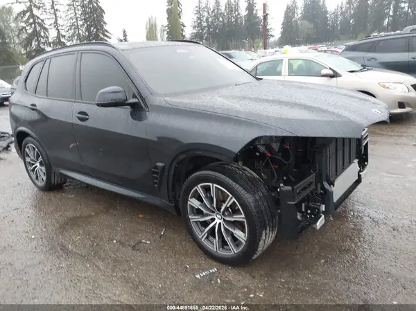 5UX23EU03S9W59176 2025 BMW X5 - Image 1