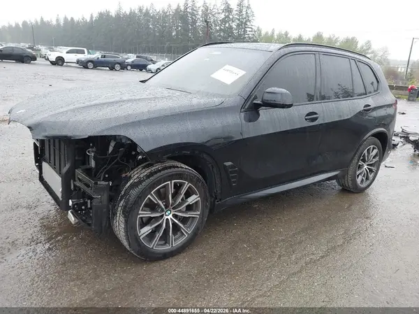 5UX23EU03S9W59176 2025 BMW X5 - Image 2