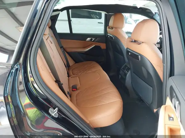 5UX23EU03S9Y20805 2025 BMW X5 - Image 8