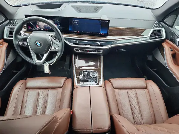 5UX23EU03S9Y82947 2025 BMW X5 - Image 8