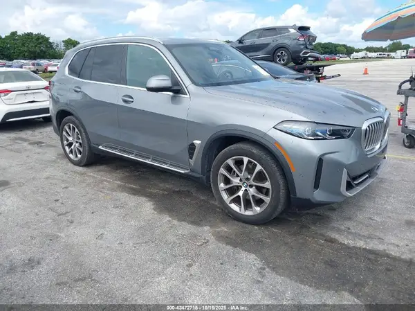 5UX23EU03S9Z43388 2025 BMW X5 - Image 1