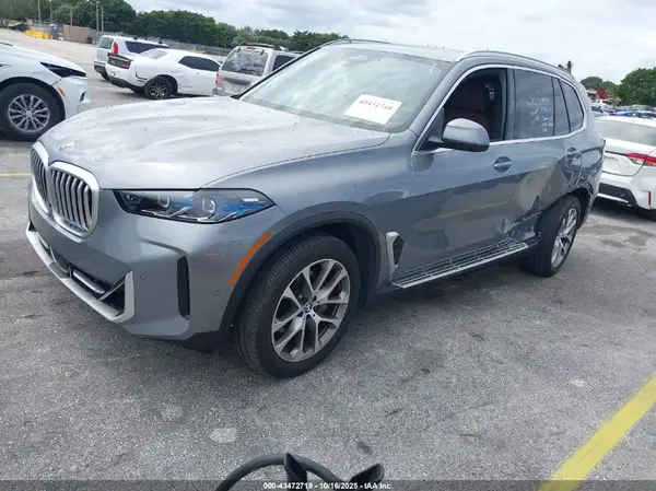 5UX23EU03S9Z43388 2025 BMW X5 - Image 2