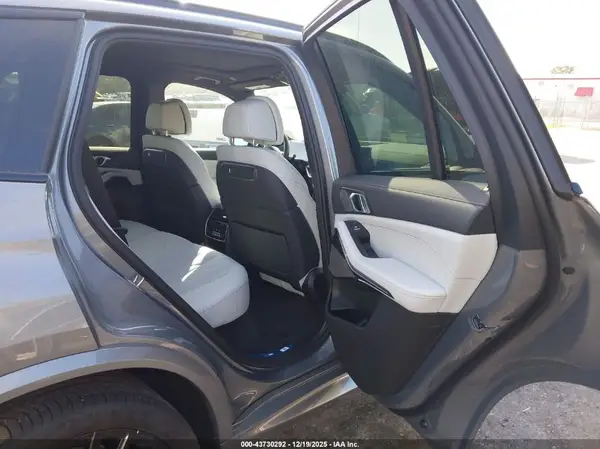 5UX23EU03T9059873 2026 BMW X5 - Image 8