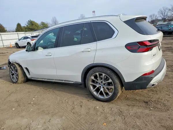 5UX23EU03T9107212 2026 BMW X5 - Image 2