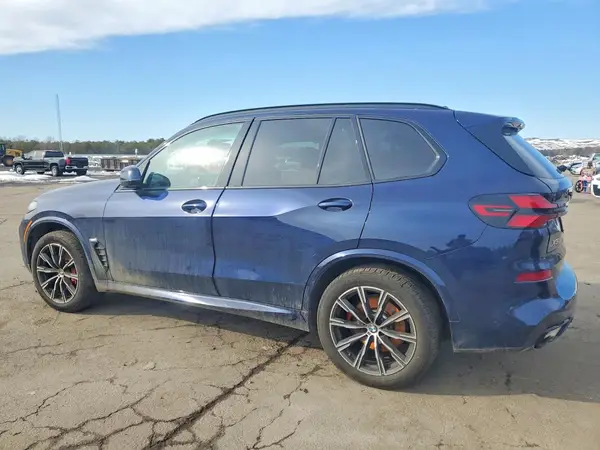 5UX23EU03T9182461 2026 BMW X5 - Image 2
