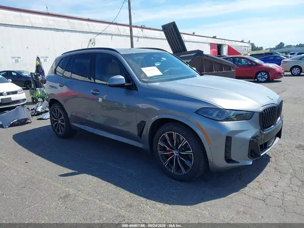 5UX23EU03T9220609 2026 BMW X5 - Image 1