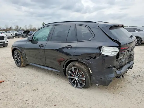 5UX23EU03T9227253 2026 BMW X5 - Image 2