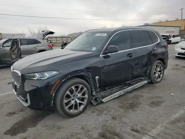 5UX23EU04R9S13158 2024 BMW X5 - Image 1
