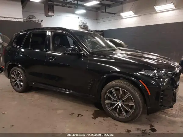 5UX23EU04R9S29747 2024 BMW X5 - Image 1