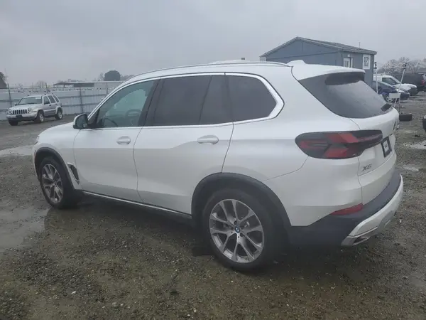 5UX23EU04R9S67303 2024 BMW X5 - Image 2