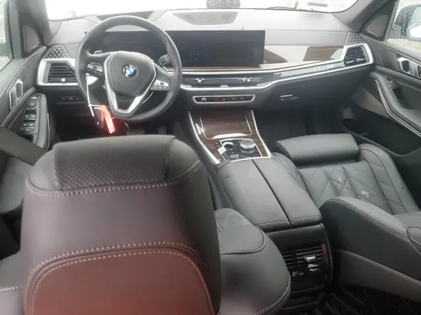 5UX23EU04R9S67303 2024 BMW X5 - Image 8