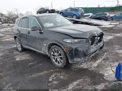 5UX23EU04R9T02809 2024 BMW X5