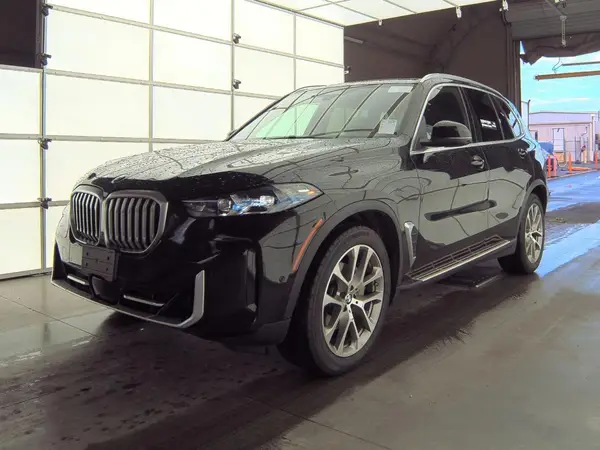 5UX23EU04R9T44459 2024 BMW X5 - Image 2