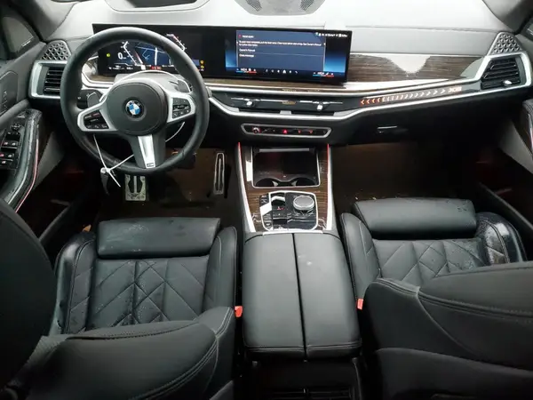 5UX23EU04R9U02022 2024 BMW X5 - Image 8