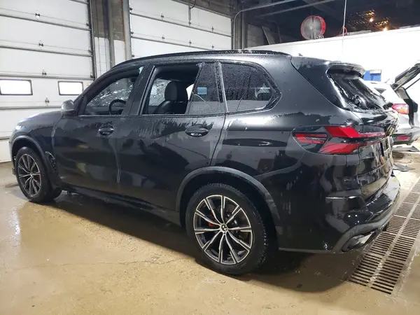 5UX23EU04R9V87558 2024 BMW X5 - Image 2