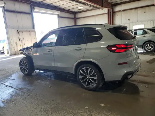 5UX23EU04S9X17313 2025 BMW X5 - Image 2