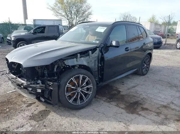 5UX23EU04S9Y37497 2025 BMW X5 - Image 2