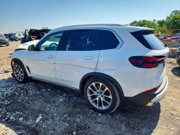 5UX23EU04S9Y57300 2025 BMW X5 - Image 2