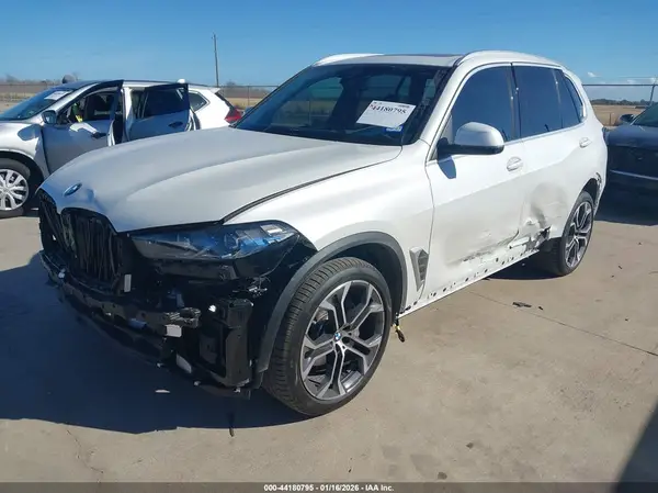 5UX23EU04T9129851 2026 BMW X5 - Image 2