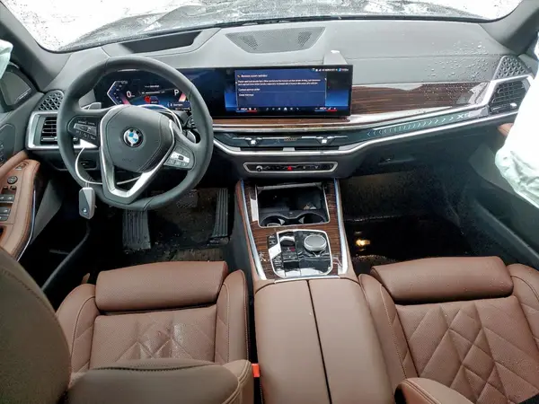 5UX23EU04T9232087 2026 BMW X5 - Image 8