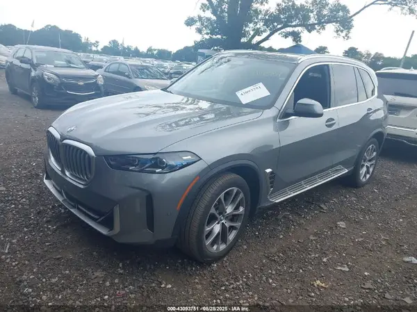 5UX23EU05R9S21236 2024 BMW X5 - Image 2