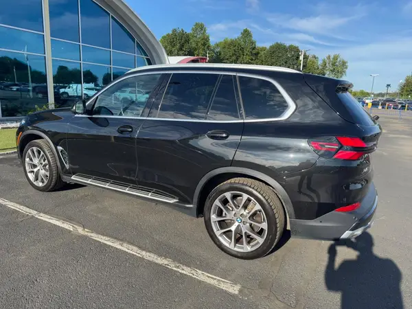 5UX23EU05R9S70436 2024 BMW X5 - Image 2