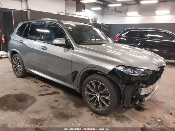 5UX23EU05R9S85955 2024 BMW X5 - Image 1