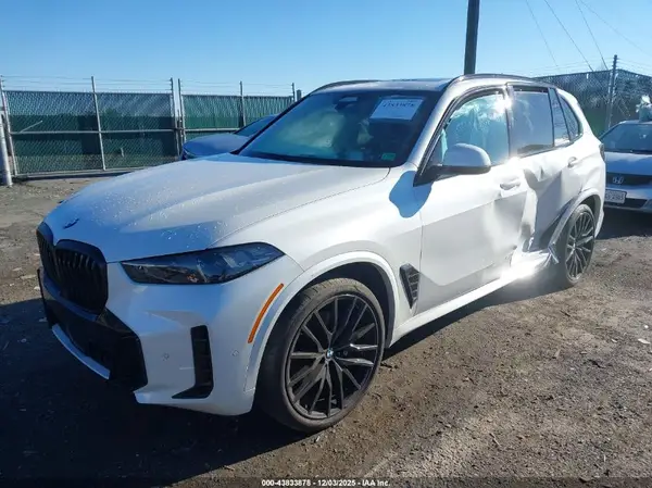 5UX23EU05R9T79902 2024 BMW X5 - Image 2