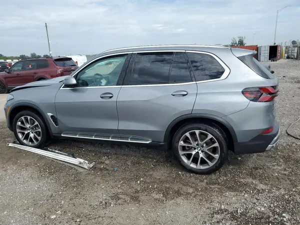5UX23EU05R9U05978 2024 BMW X5 - Image 2