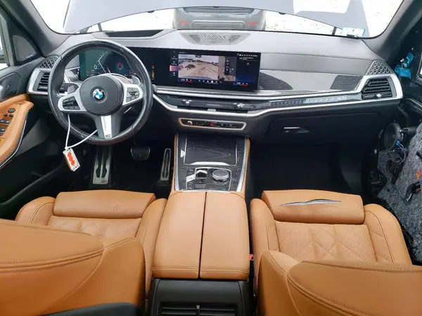 5UX23EU05R9U25616 2024 BMW X5 - Image 8