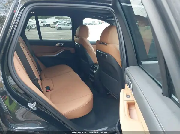 5UX23EU05R9V32035 2024 BMW X5 - Image 8