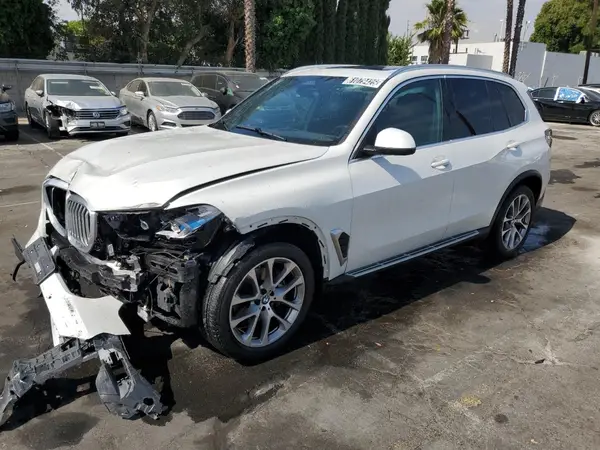 5UX23EU05R9V60594 2024 BMW X5 - Image 1