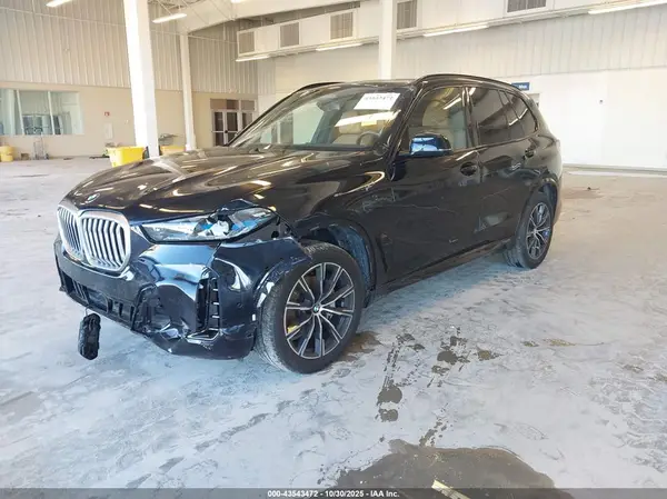 5UX23EU05R9V72843 2024 BMW X5 - Image 2